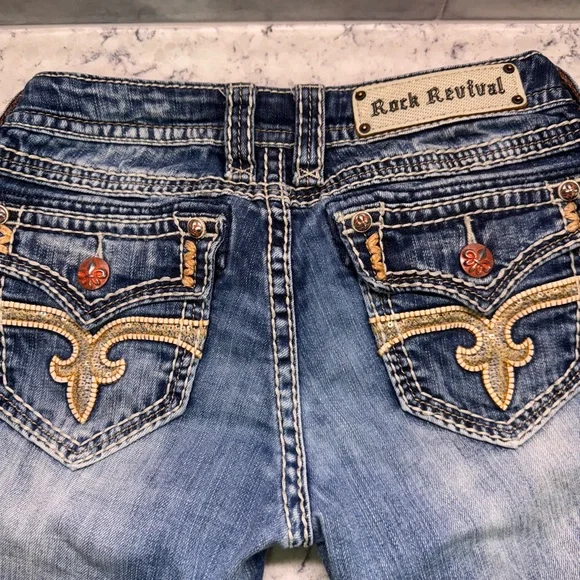 Rock Revival jeans size 27 Angie Capri beautiful detailing. SALE PRICE - Picture 9 of 11
